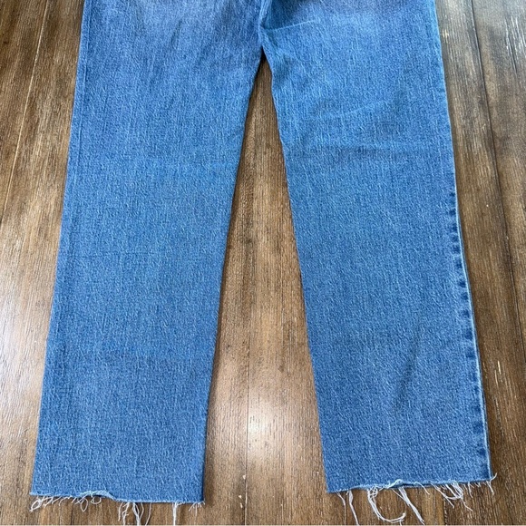 Old Navy Mid Rise Boyfriend Jean 6 Light Blue Straight Leg - Picture 10 of 10